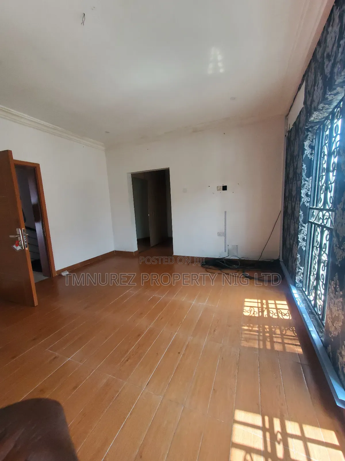 Studio Apartment in Chevron Estate for rent in Chevron