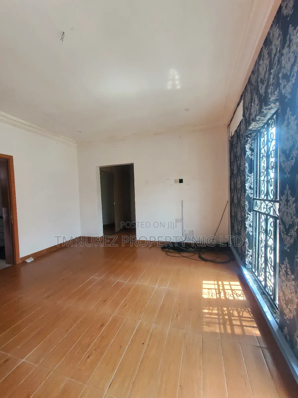 Studio Apartment in Chevron Estate for rent in Chevron