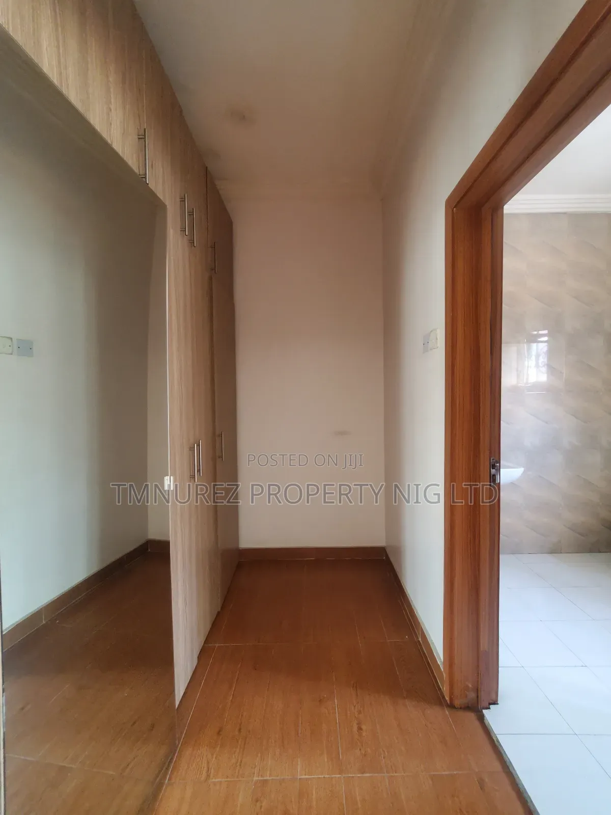 Studio Apartment in Chevron Estate for rent in Chevron
