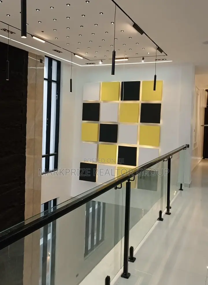 6bdrm Duplex in Chevron Lekki Lagos for sale in Chevron