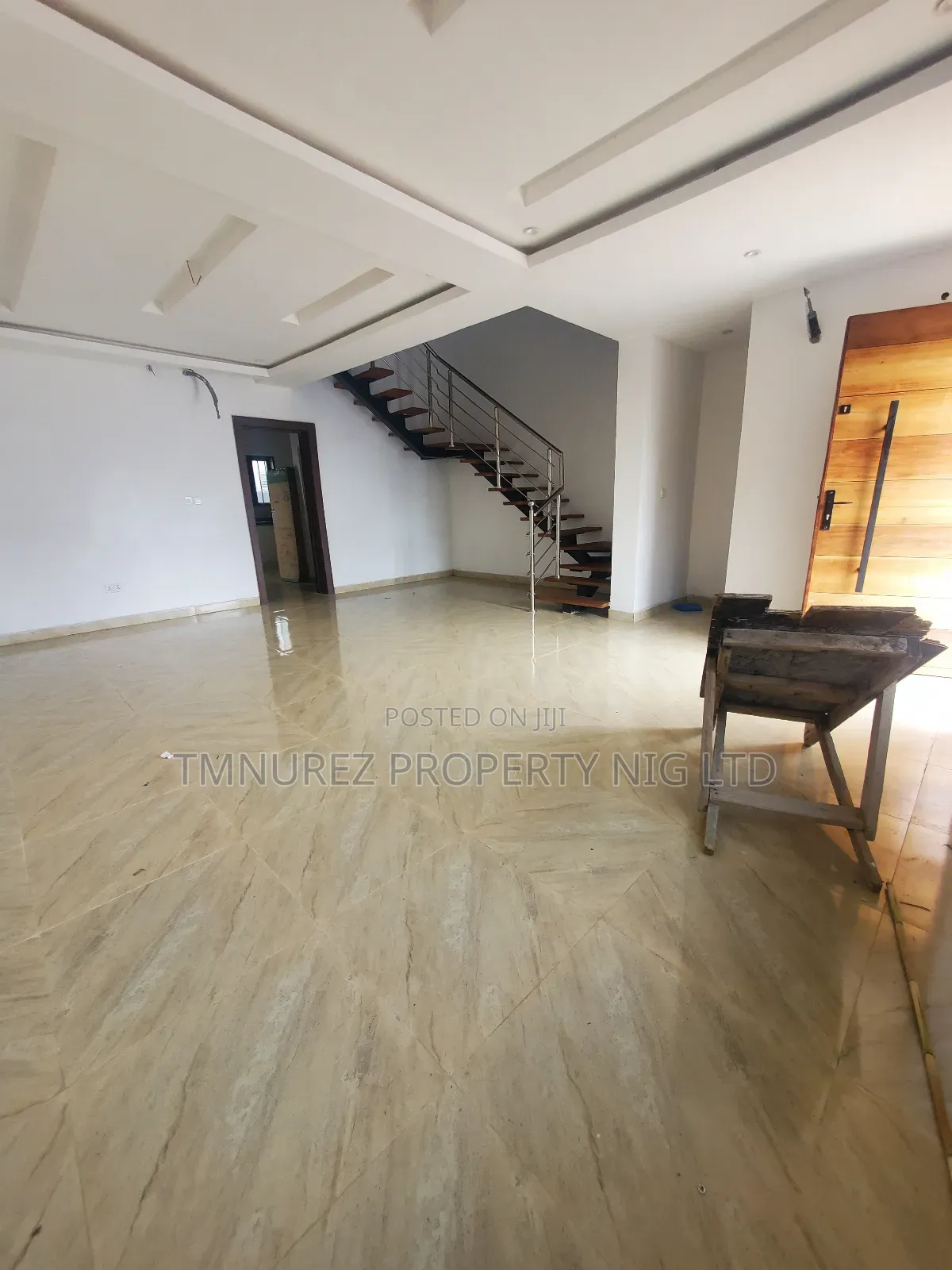 4bdrm Duplex in Lekki Phase1 Estae for rent in Lekki Phase 1