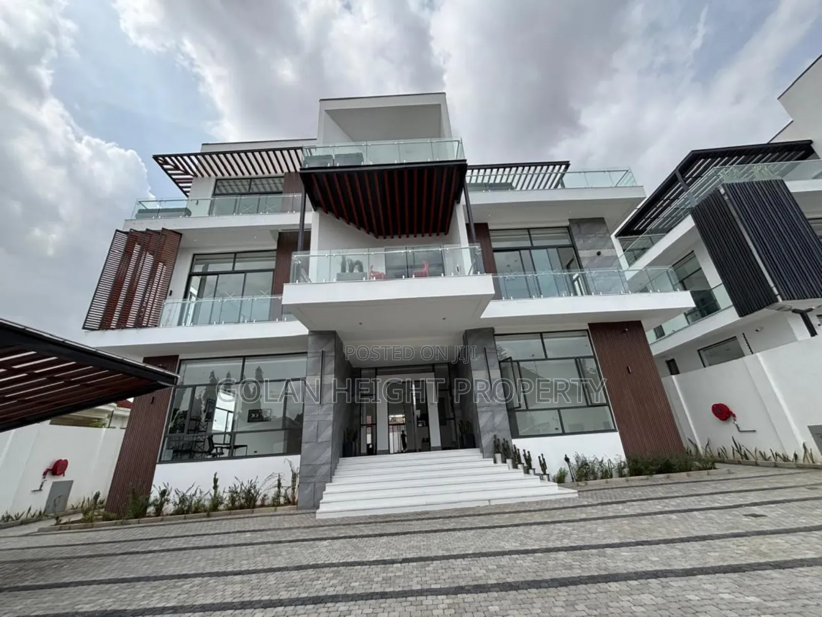 7bdrm Mansion in Asokoro for sale in Asokoro