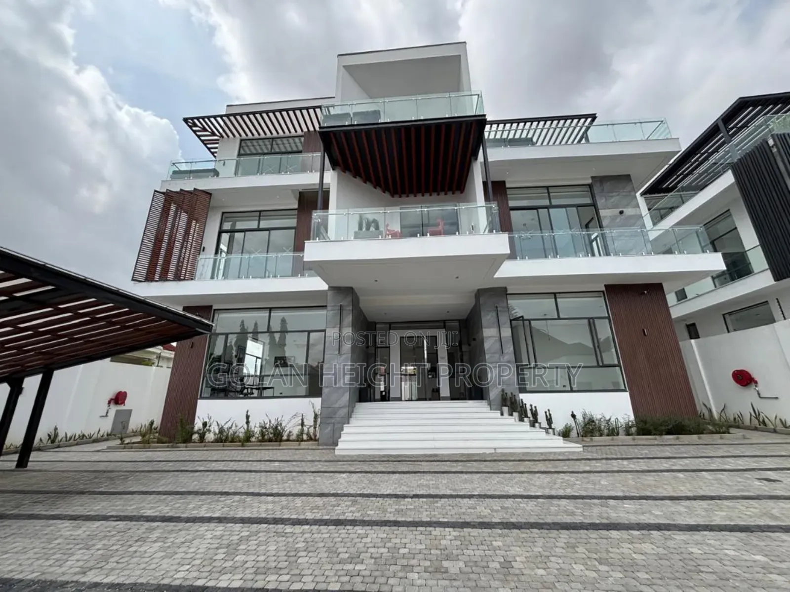 7bdrm Mansion in Asokoro for sale in Asokoro
