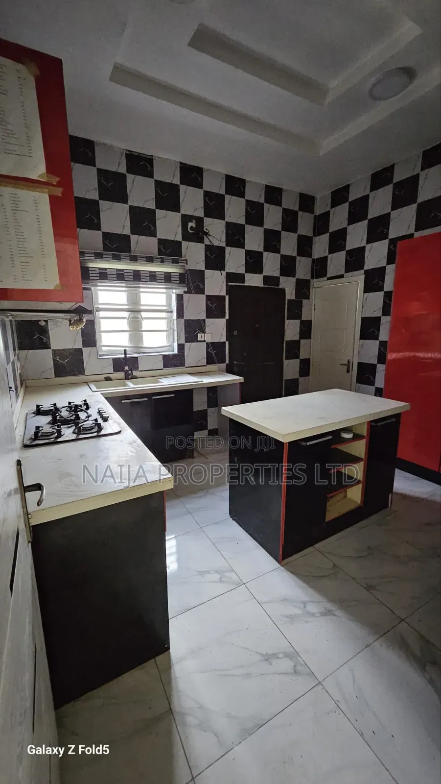 4bdrm Duplex in Osapa London, Lekki for sale in Lekki