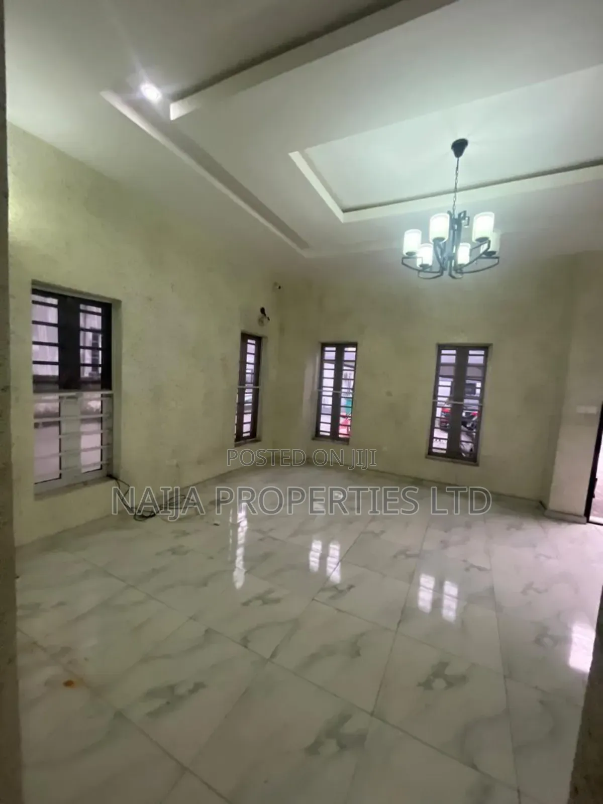 4bdrm Duplex in Osapa London, Lekki for sale in Lekki