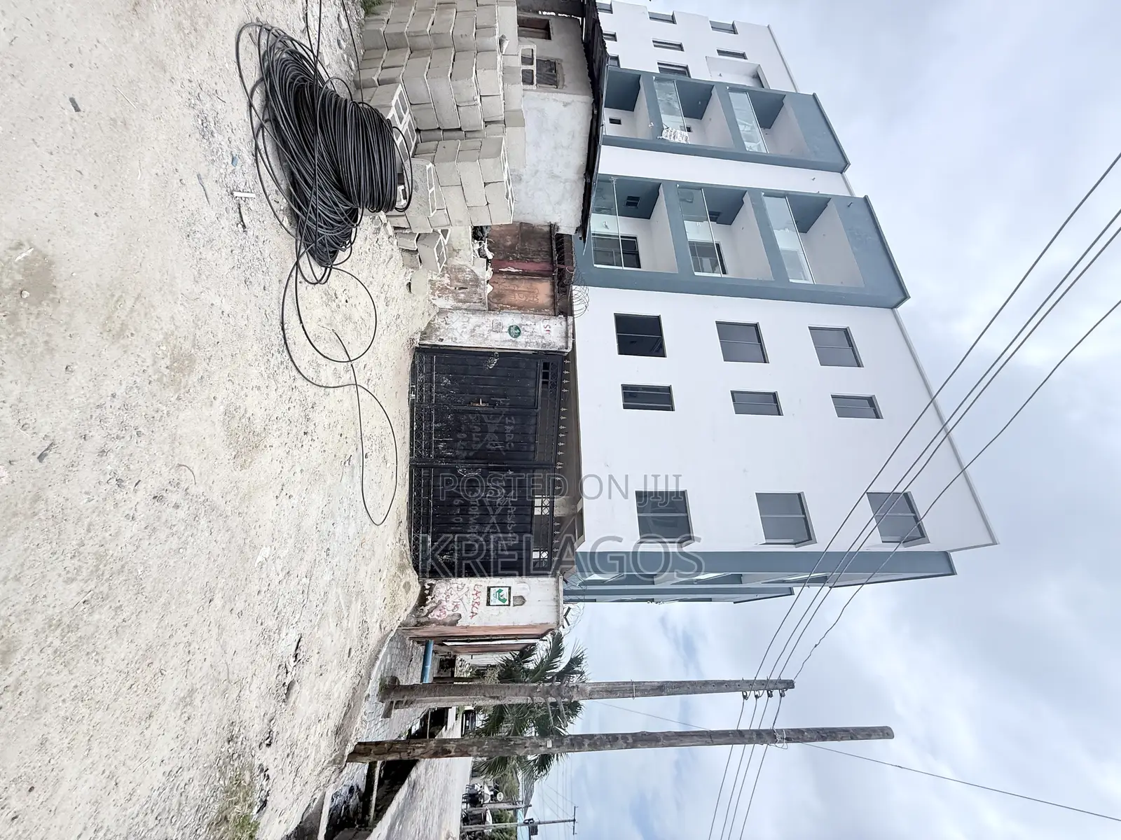 1bdrm Apartment in Ikate for sale in Ikate