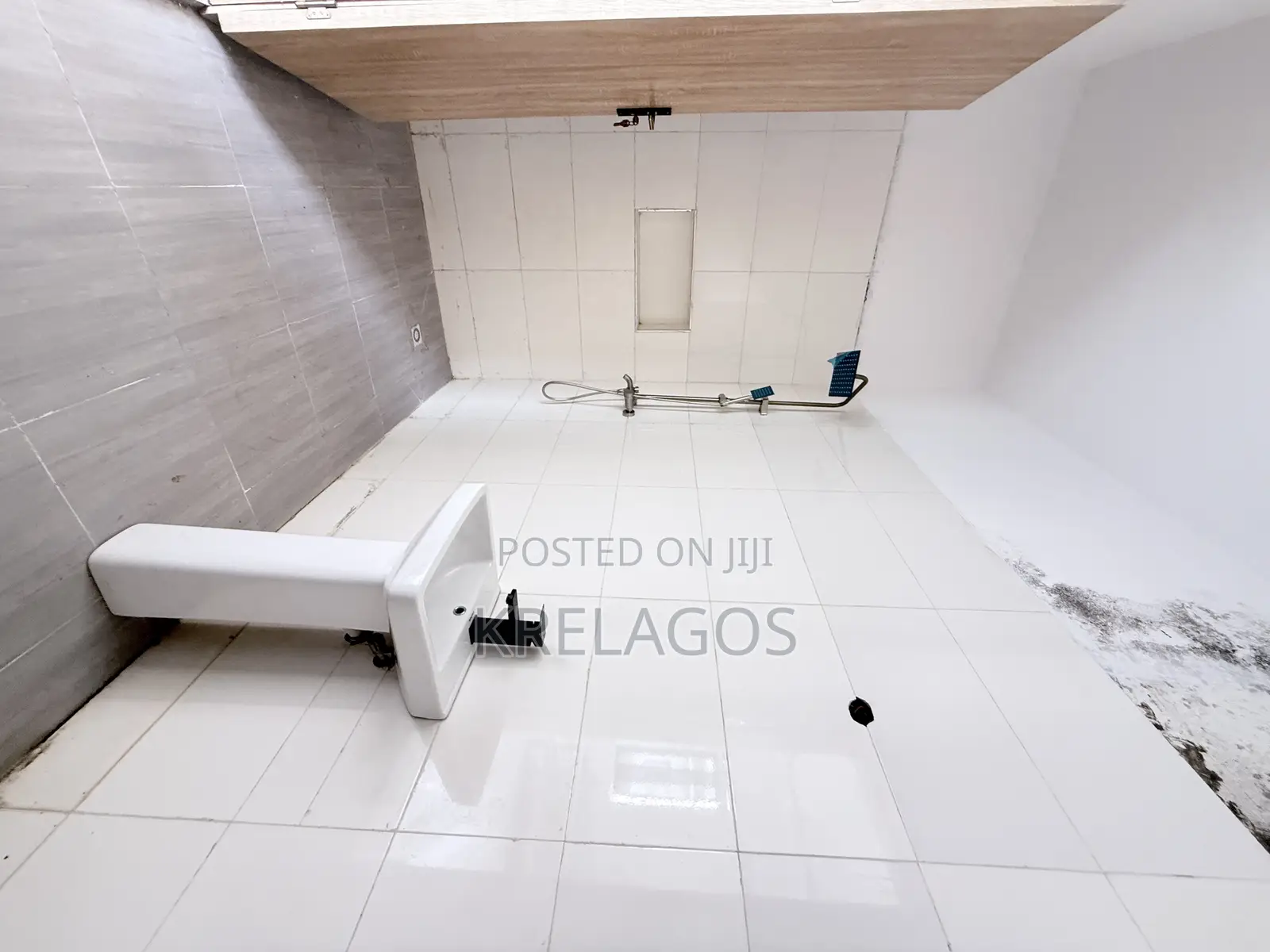 2bdrm Apartment in Ikate for sale in Ikate