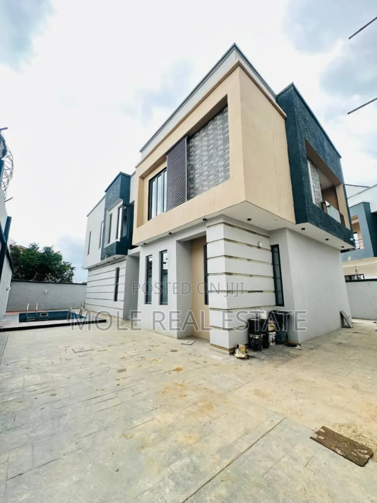 Furnished 4bdrm Duplex in Omole for sale in Omole Phase 1