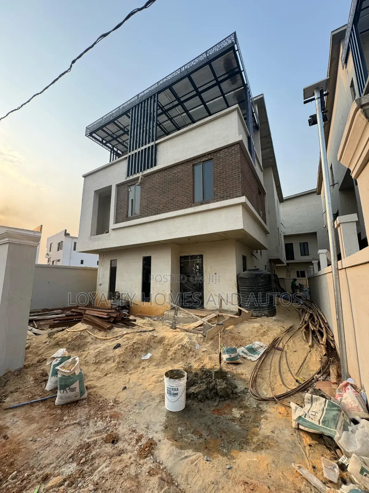 4bdrm Duplex in Ikeja Gra Lagos for sale in Ikeja GRA