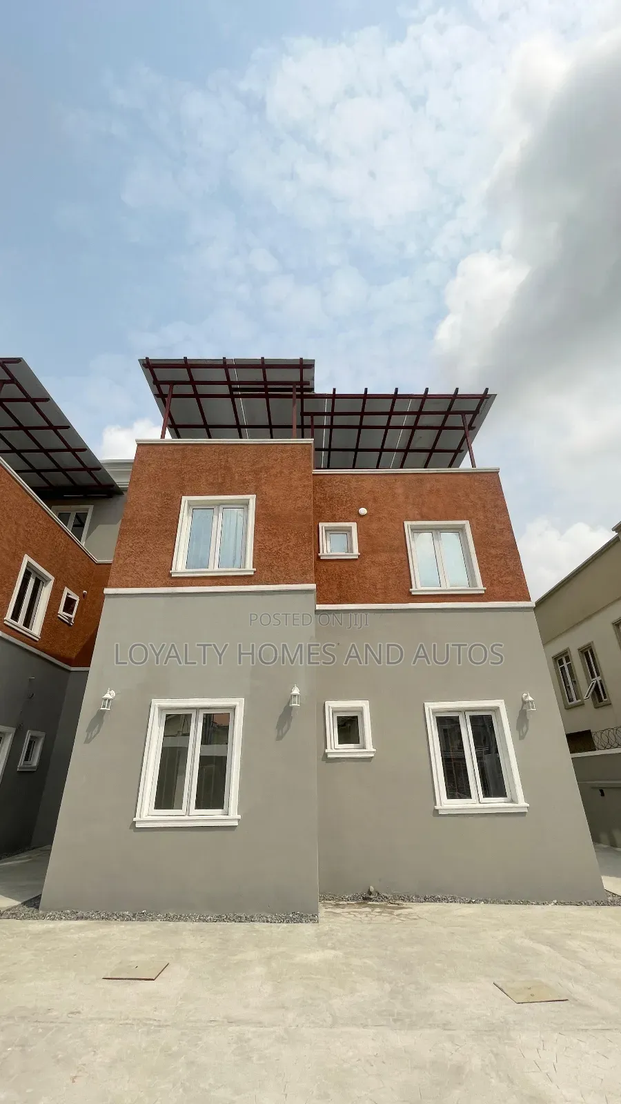 3bdrm Block of Flats in Lekki Phase 1 for sale in Lekki Phase 1