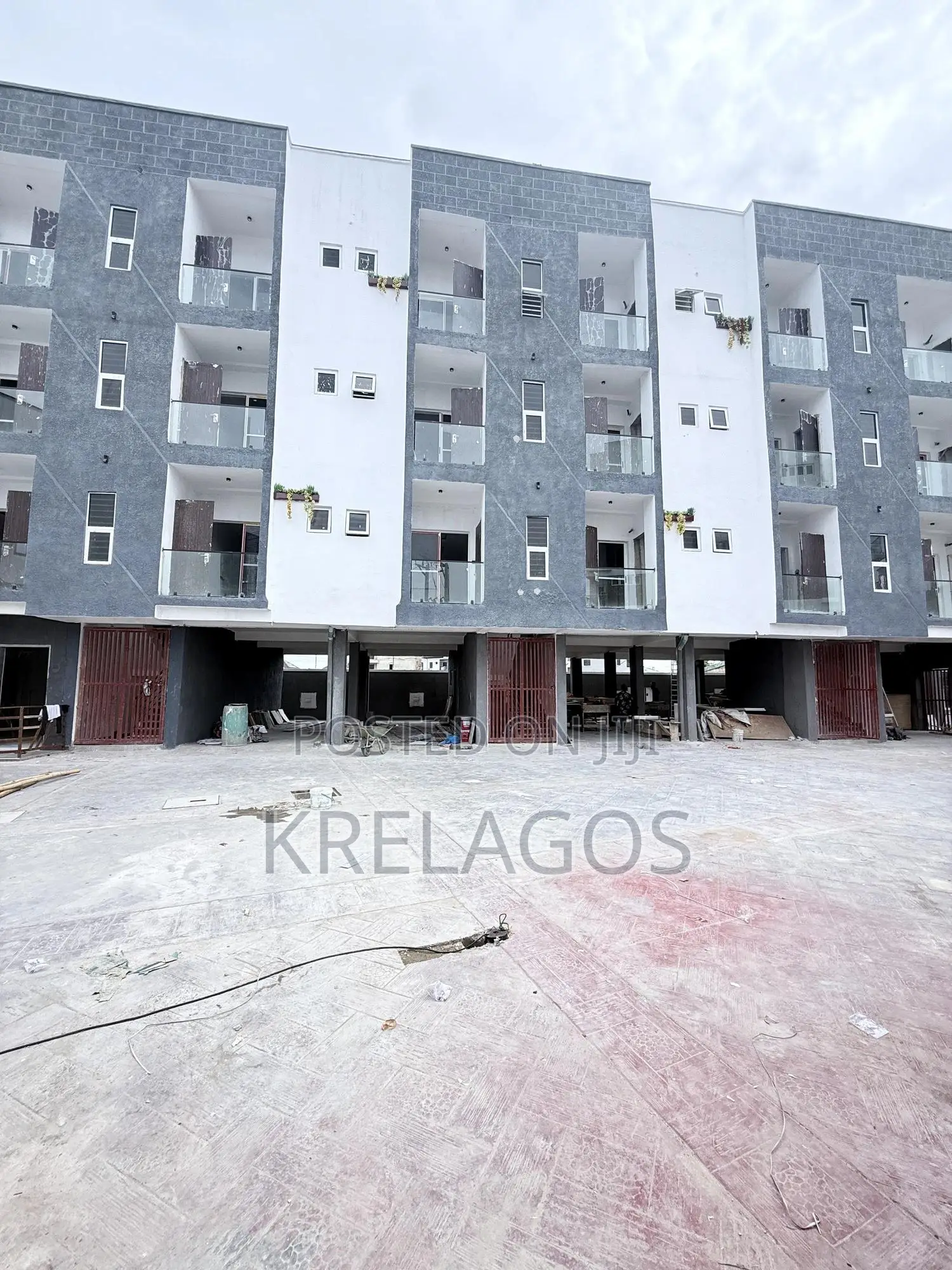 1bdrm Apartment in Ikate for sale in Ikate