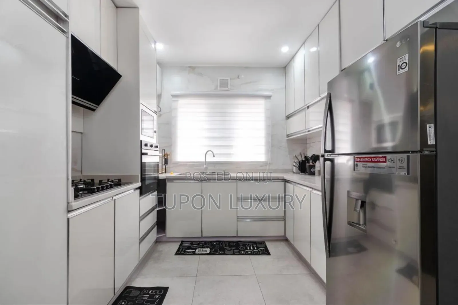 Luxury 2bedroom With Pool, Ps5 and Beautiful Balcony View in Lekki Phase 1