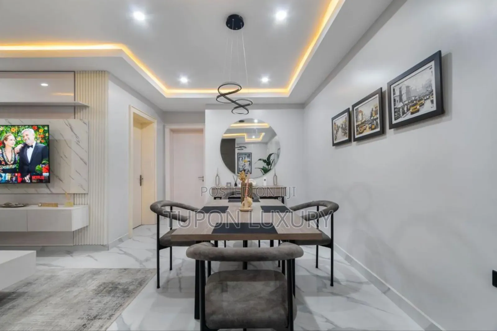 Luxury 2bedroom With Pool, Ps5 and Beautiful Balcony View in Lekki Phase 1