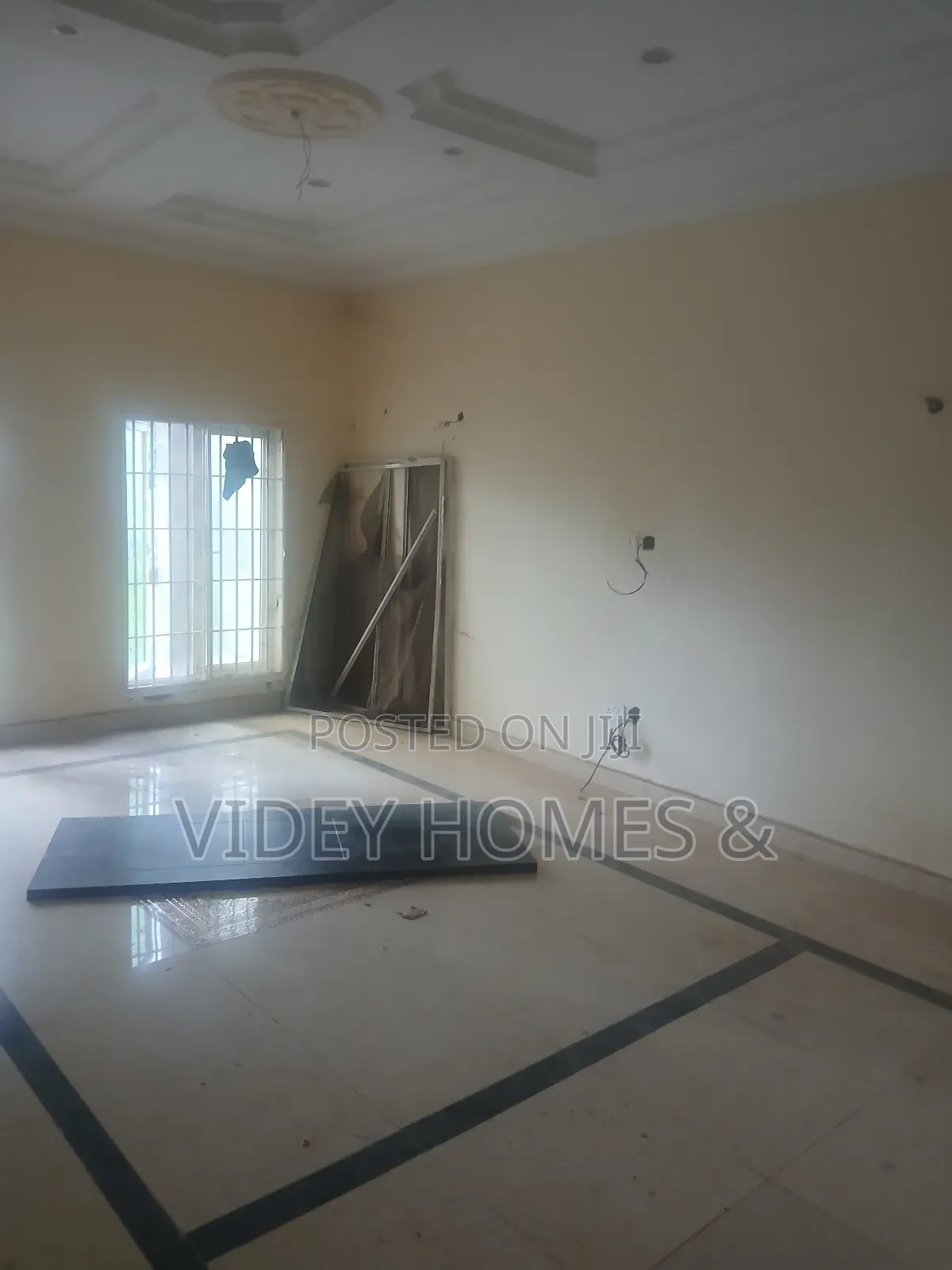 3bdrm Penthouse in Lavista Court, Galadimawa for sale in Galadimawa