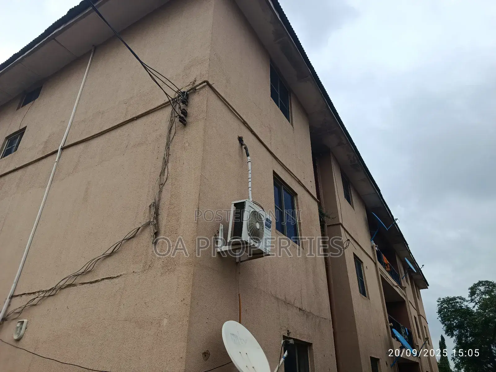 12bdrm Block of Flats in Behind Fidelity/Nasu for sale in Ibadan
