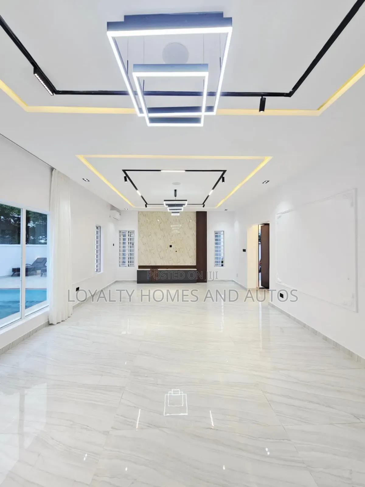 5bdrm Mansion in Lekki Lagos for sale in Lekki