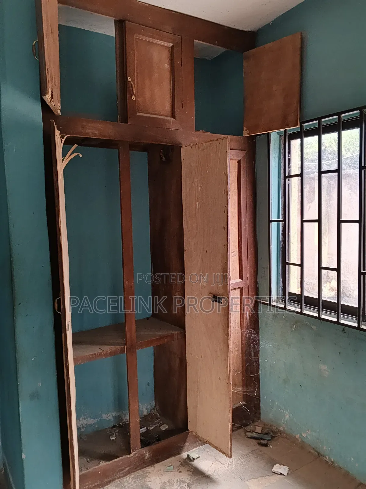 10bdrm Block of Flats in Igando / Ikotun/Igando for sale in Igando / Ikotun/Igando