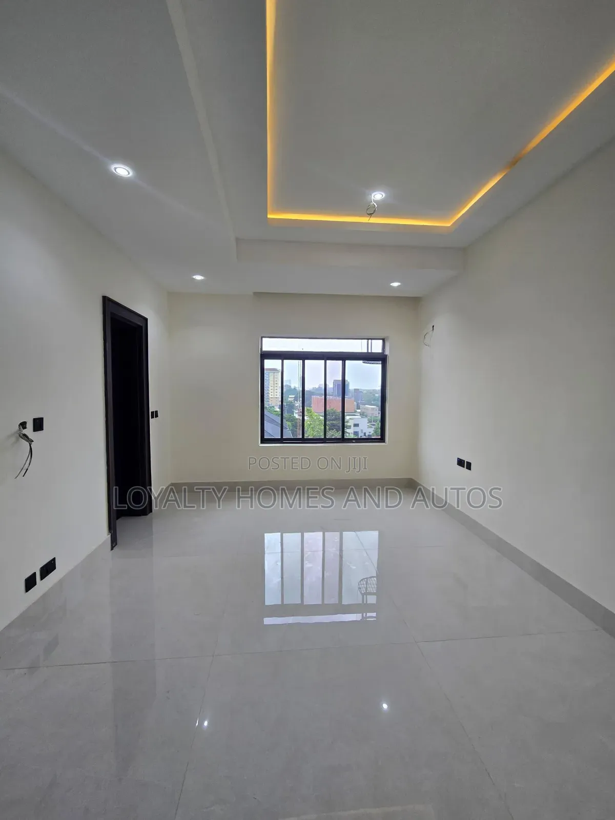 5bdrm House in Ikeja Gra for sale in Ikeja GRA