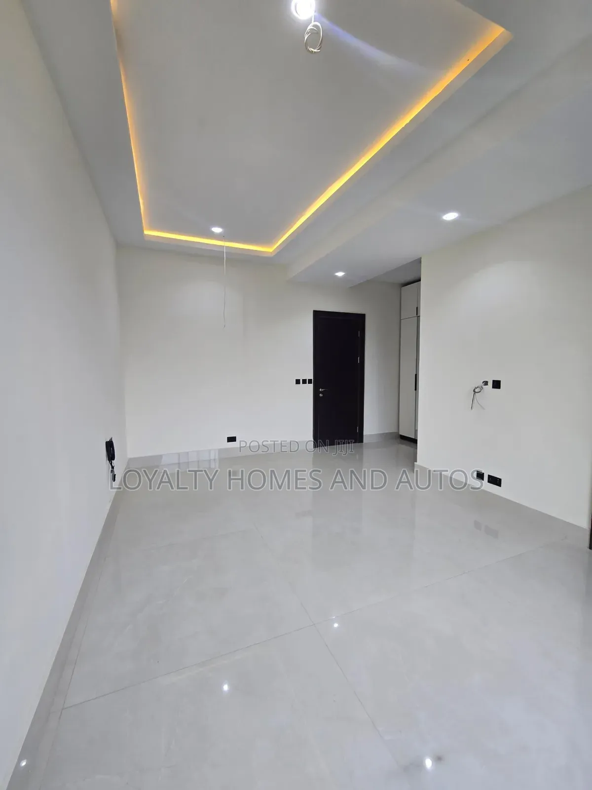 5bdrm House in Ikeja Gra for sale in Ikeja GRA