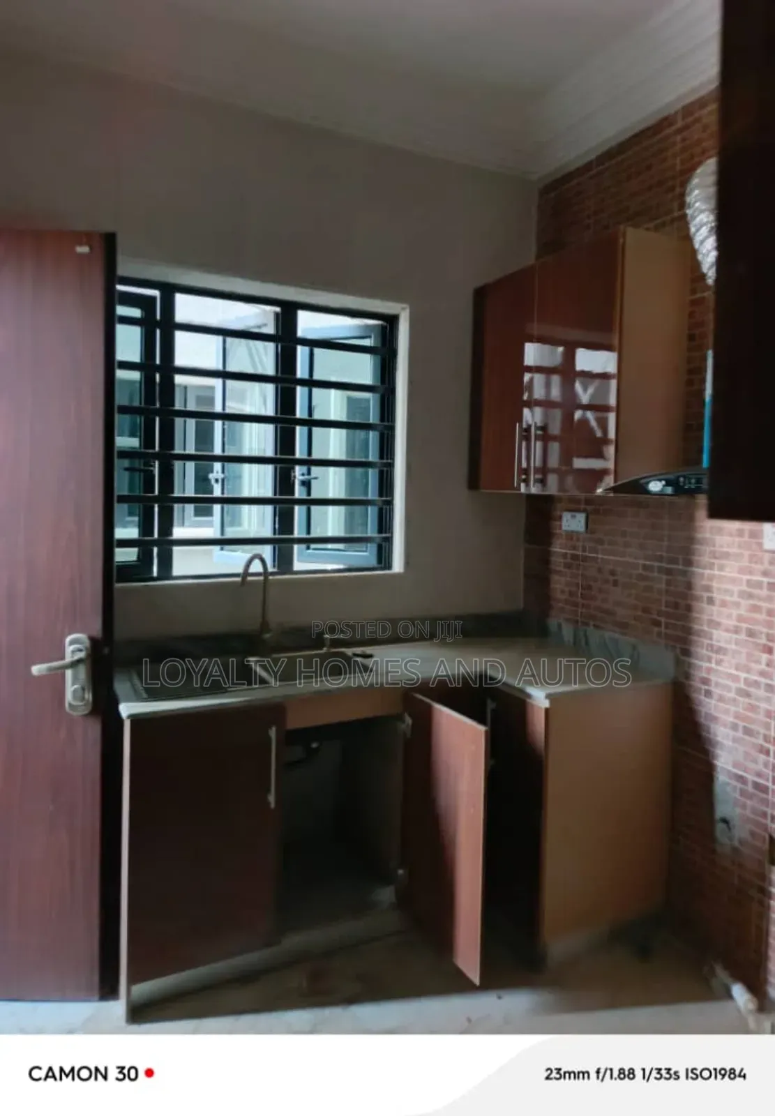 3bdrm Block of Flats in Shonibare for rent in Shonibare Estate