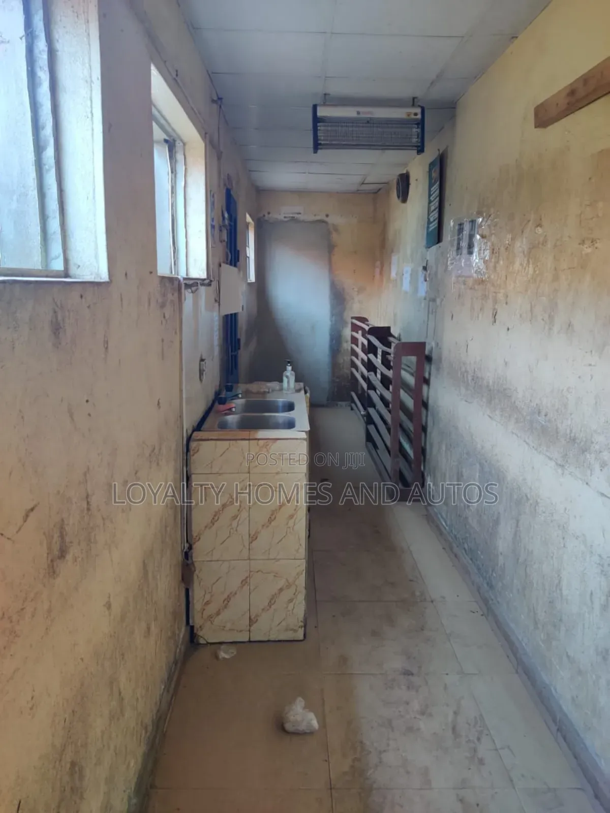 Factory / Warehouse in Agbara Industrial Area for Sale in Agbara-Igbesan