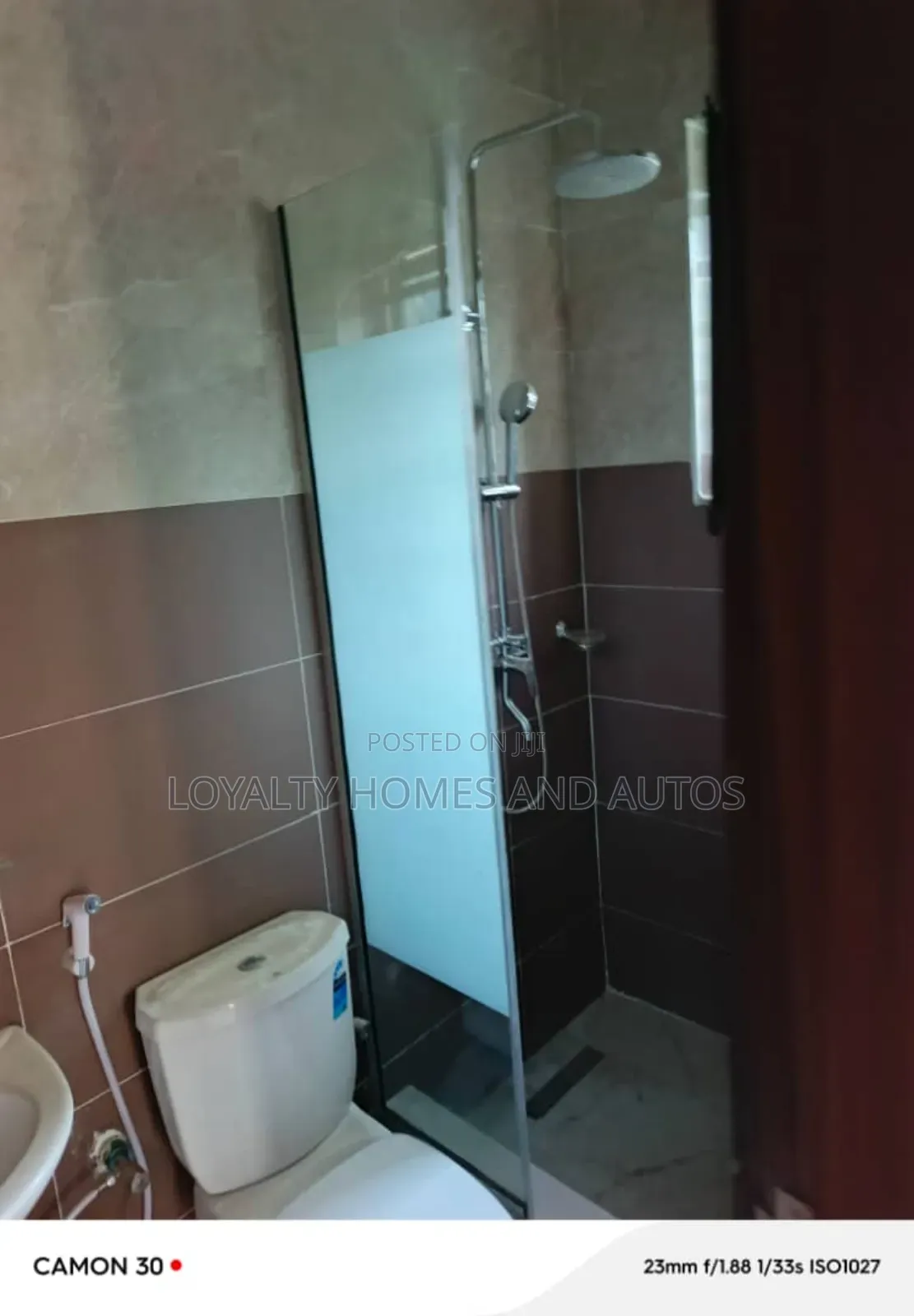 3bdrm Block of Flats in Vip Estate Boy'S for sale in Alimosho