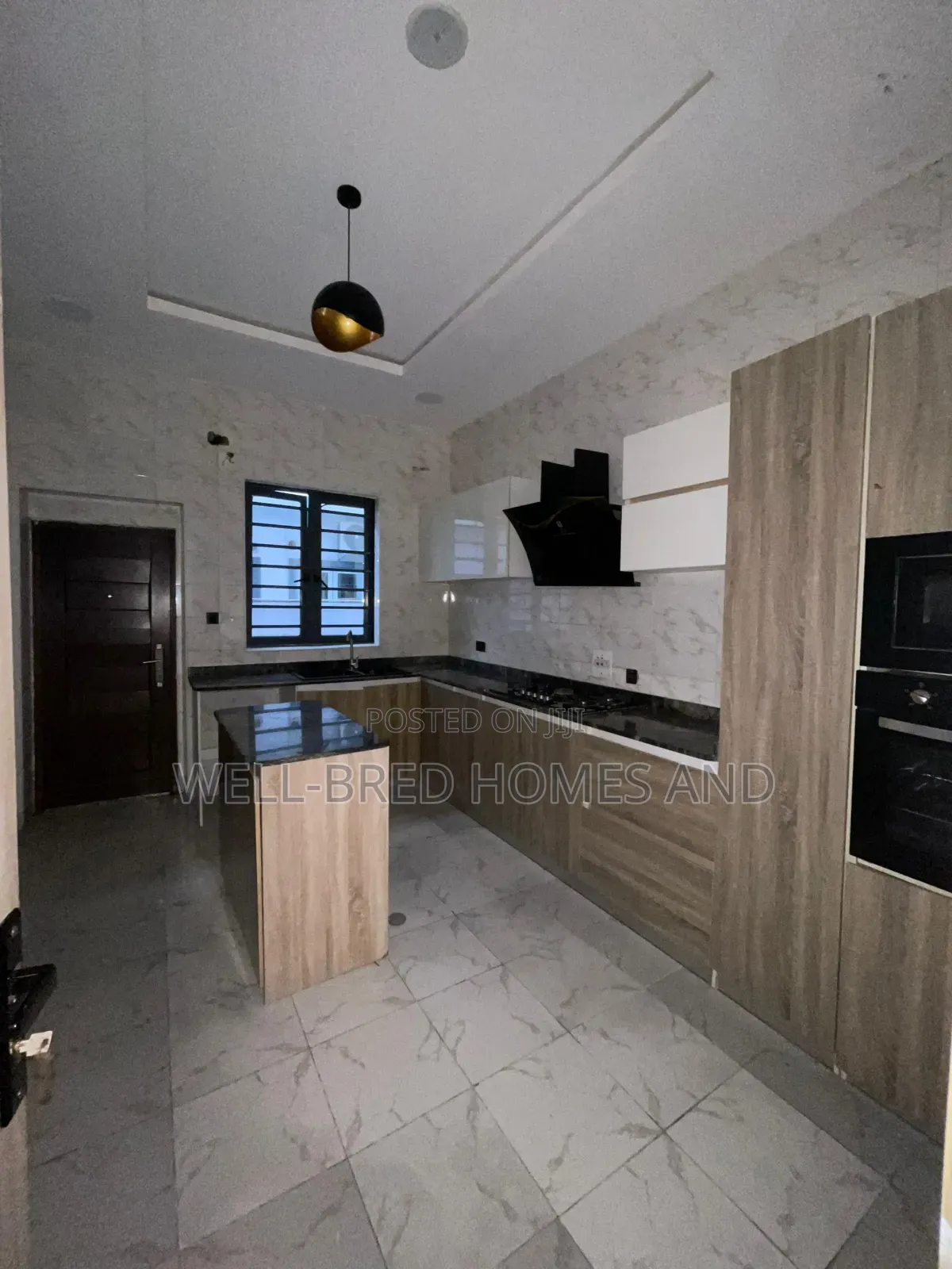 4bdrm Duplex in Osapa Lekki Lagos for rent in Lekki