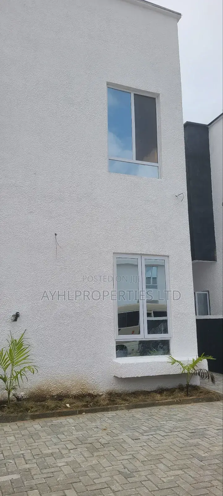 3bdrm Duplex in Capital Garden, Lekki Expressway for sale in Lekki Expressway