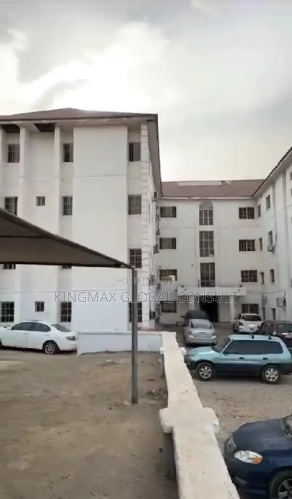 For Sale: Three (3) Plaza With 96 Lettable Offices/Shops 
Title: Cofo in Gudu