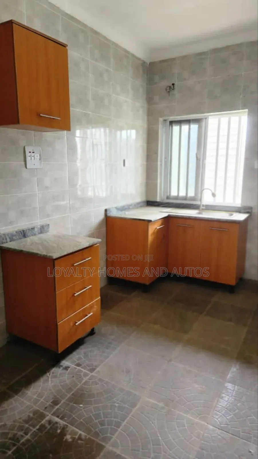 3bdrm Block of Flats in Command Alimosho for sale in Alimosho