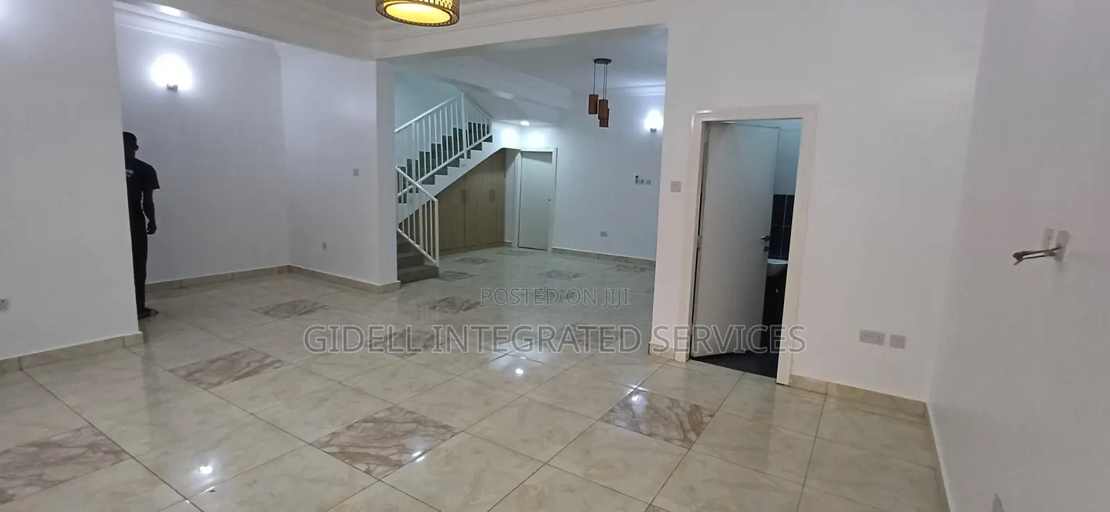 5bdrm Townhouse / Terrace in Mabushi for rent in Mabushi