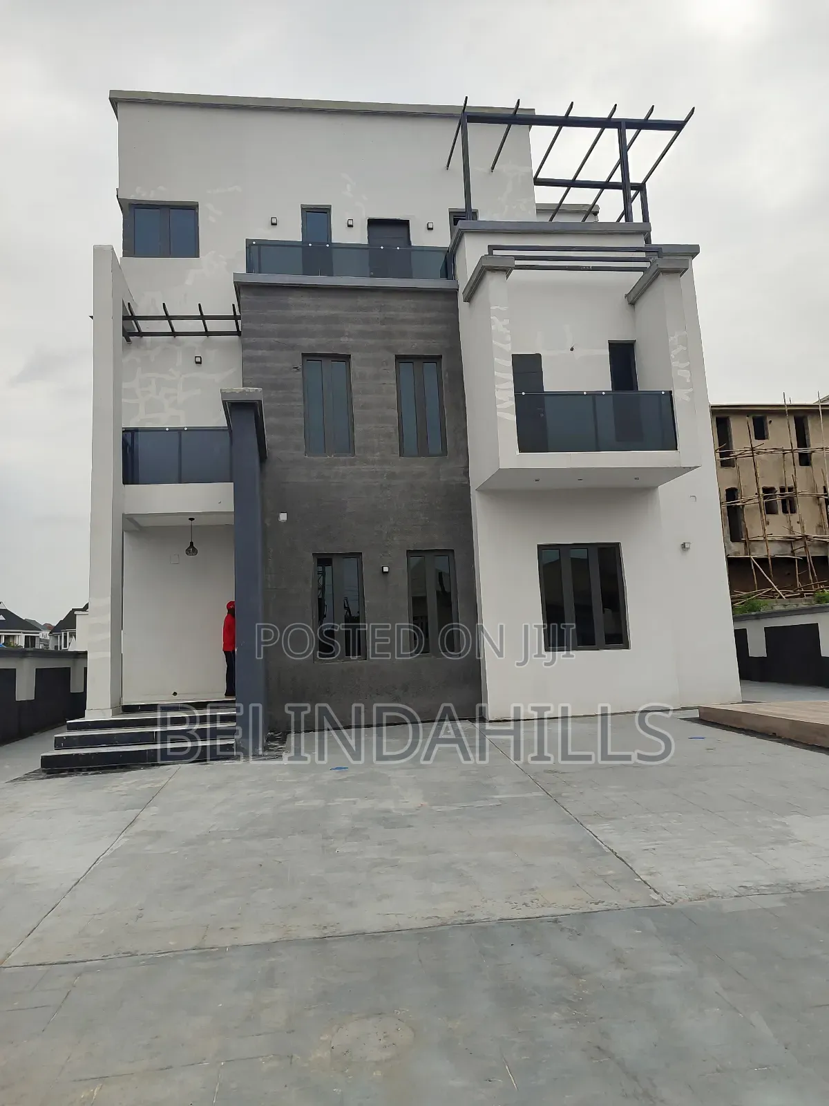 5bdrm Duplex in Apo Resettlement for sale in Apo Resettlement