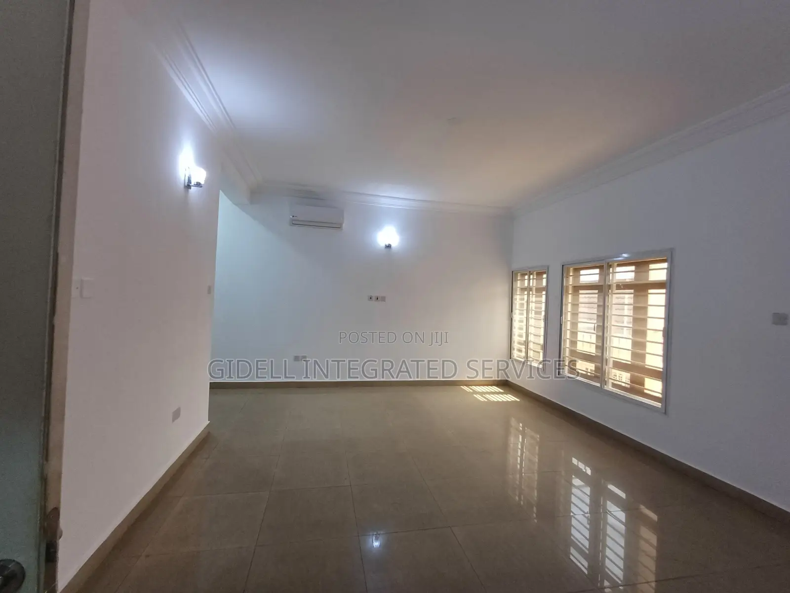 5bdrm Townhouse / Terrace in Mabushi for rent in Mabushi