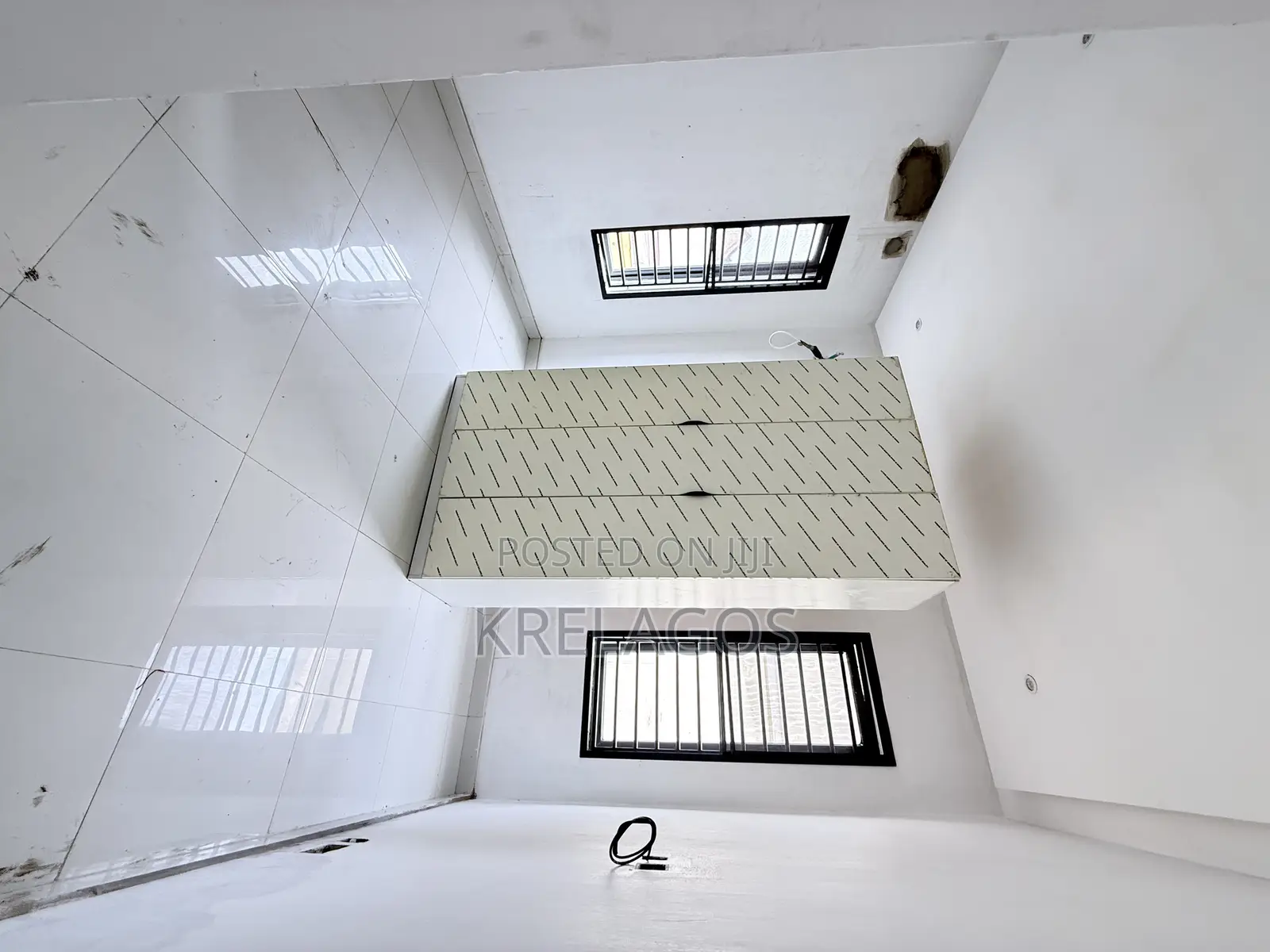 3bdrm Duplex in Ikate for sale in Ikate