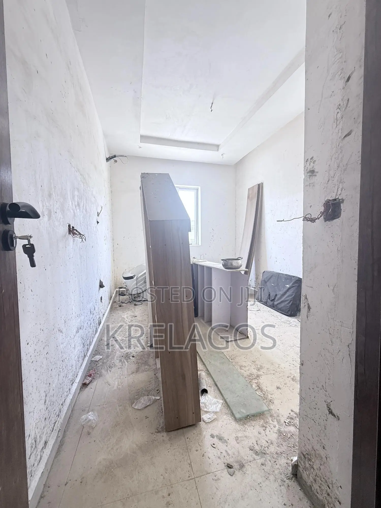 1bdrm Apartment in Ikate for sale in Ikate
