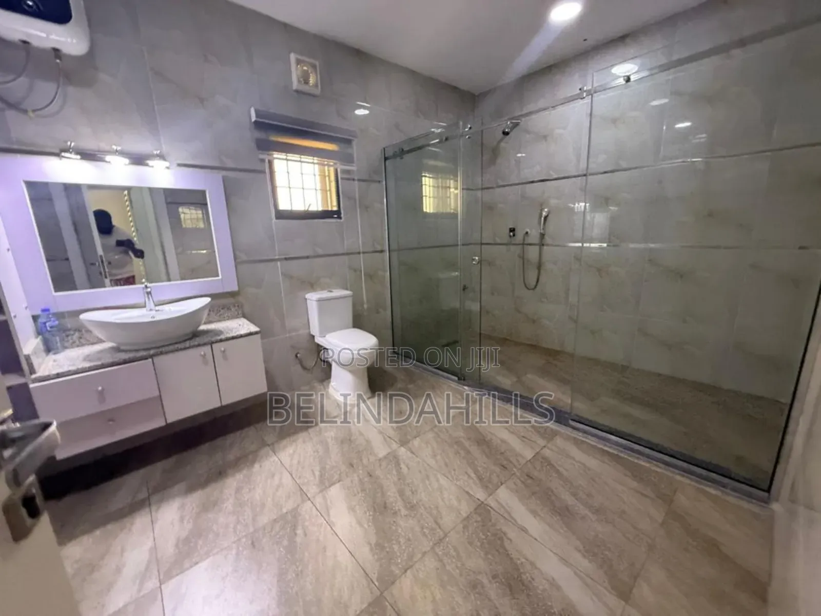 Furnished 4bdrm Townhouse / Terrace in Maitama for rent in Maitama