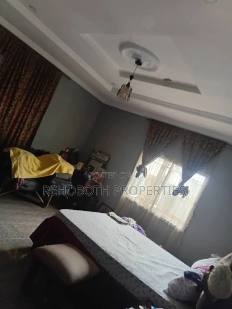 5bdrm Bungalow in Taiye Mogonna, Akala Express for sale in Akala Express