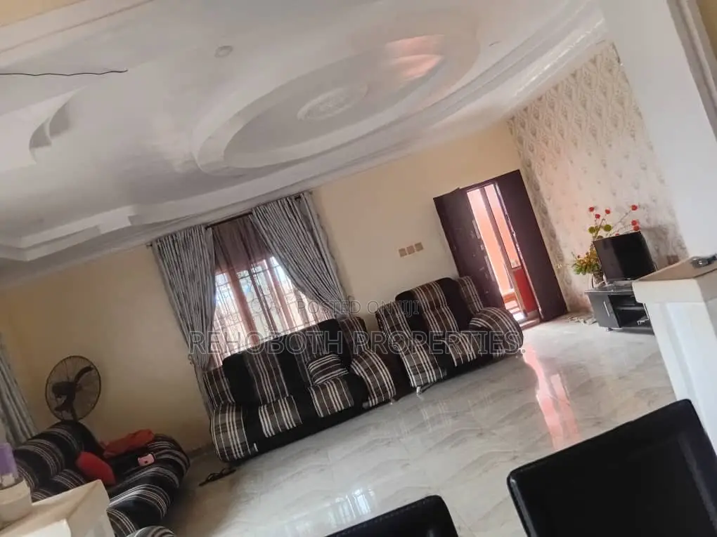 5bdrm Bungalow in Taiye Mogonna, Akala Express for sale in Akala Express