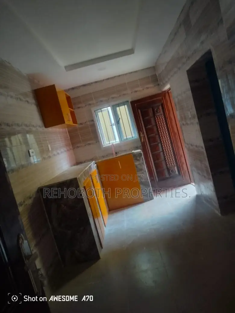 3bdrm Apartment in Hassan Block Elebu, Akala Express for rent in Akala Express