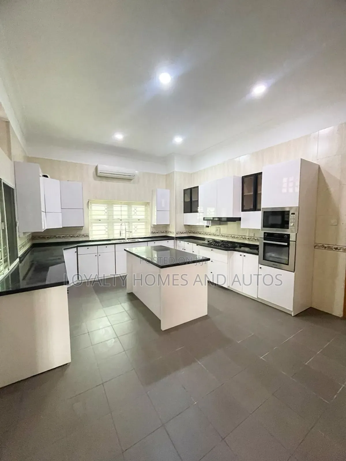 5bdrm Duplex in Ikoyi Lagos Island for rent in Ikoyi