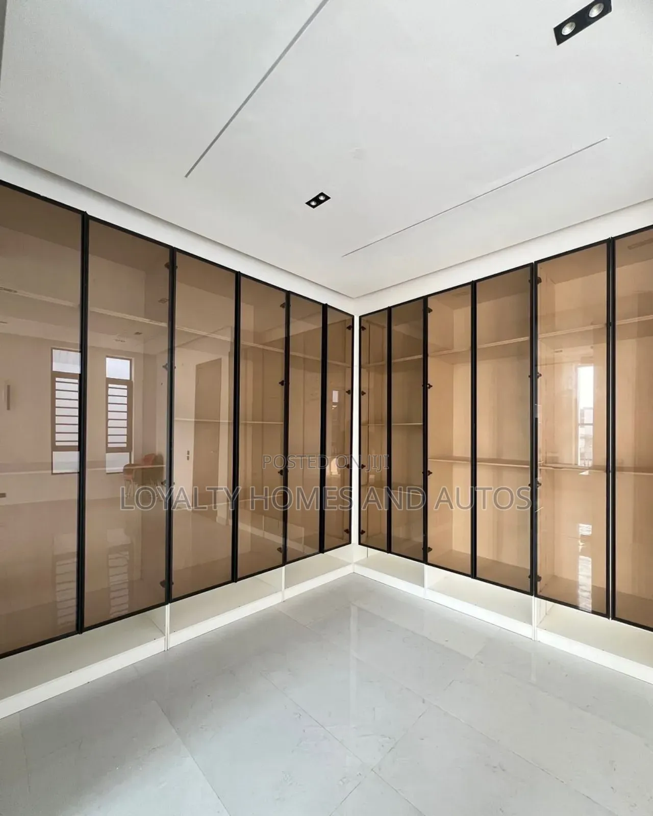5bdrm Duplex in Lekki Lagos Island for sale in Lekki Phase 1