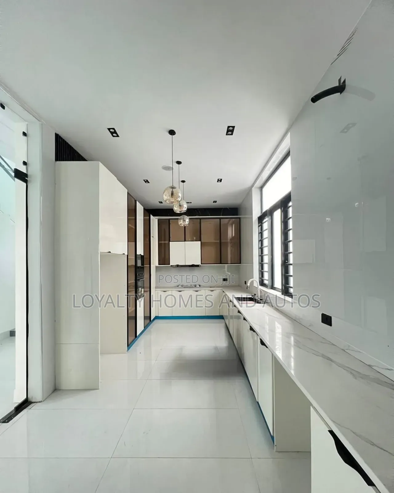 5bdrm Duplex in Ajah Lagos Island for sale in Ajah