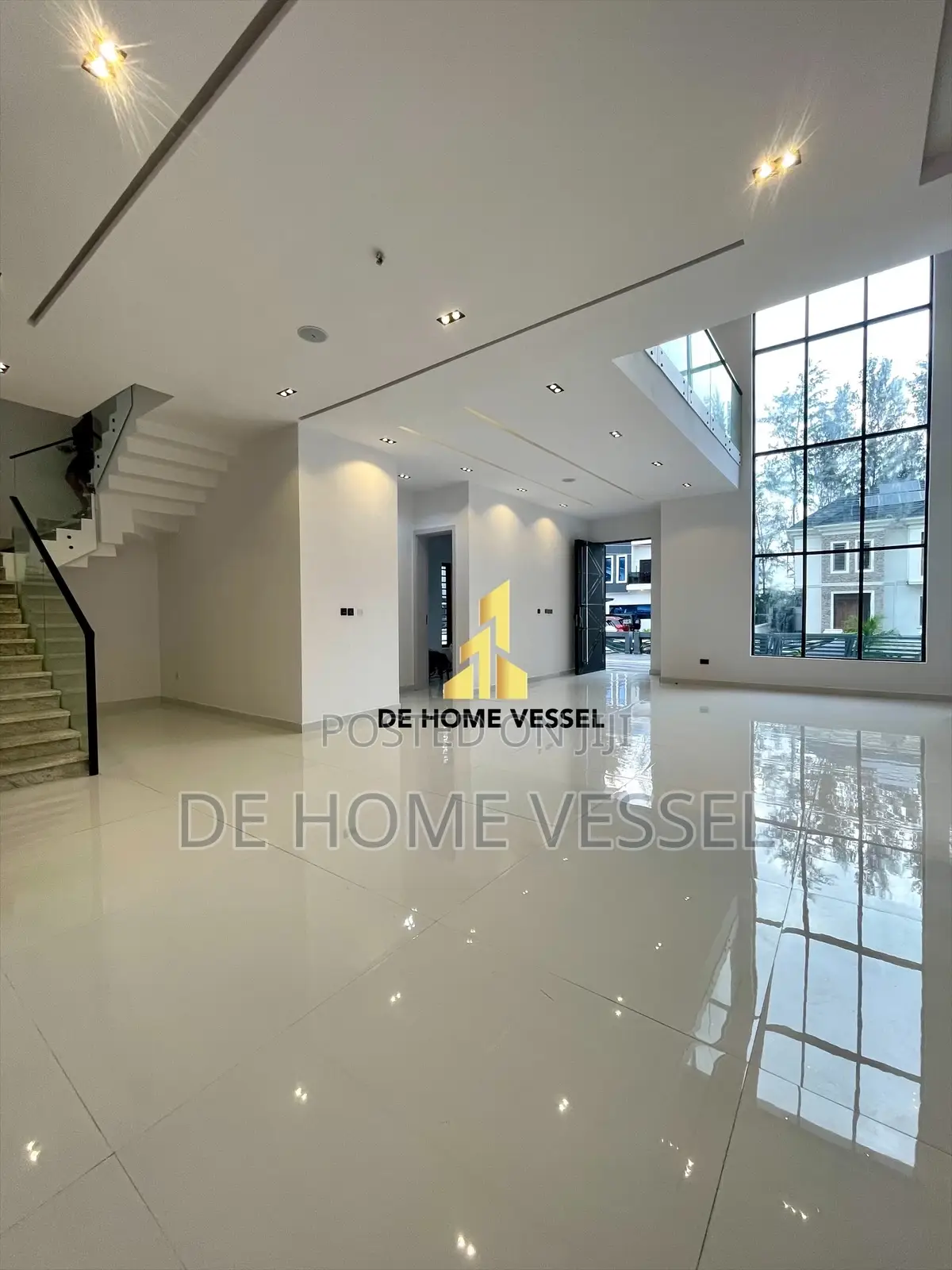 5bdrm Duplex in Lekki for sale in Lekki