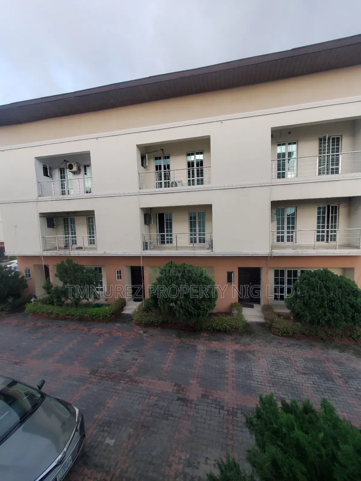Studio Apartment in Chevron Estate for rent in Chevron