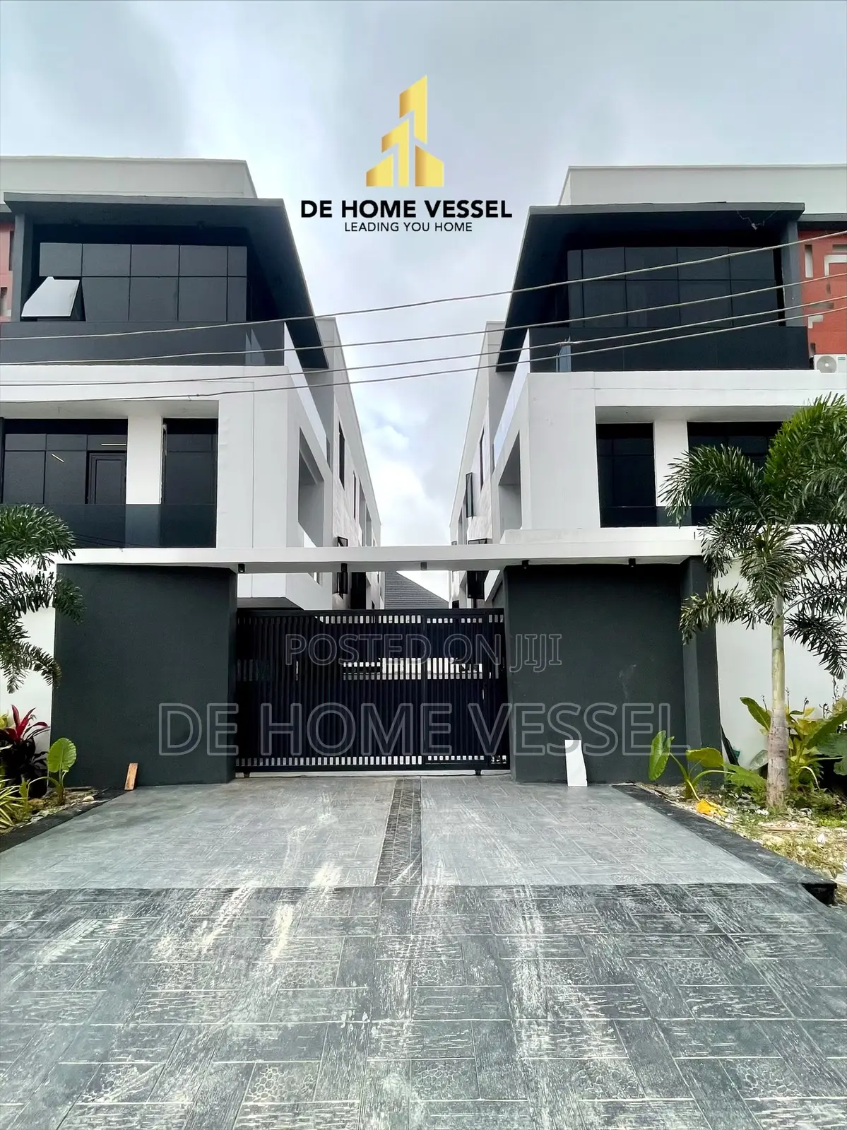4bdrm Townhouse/Terrace in Lekki Phase 1 for sale in Lekki Phase 1