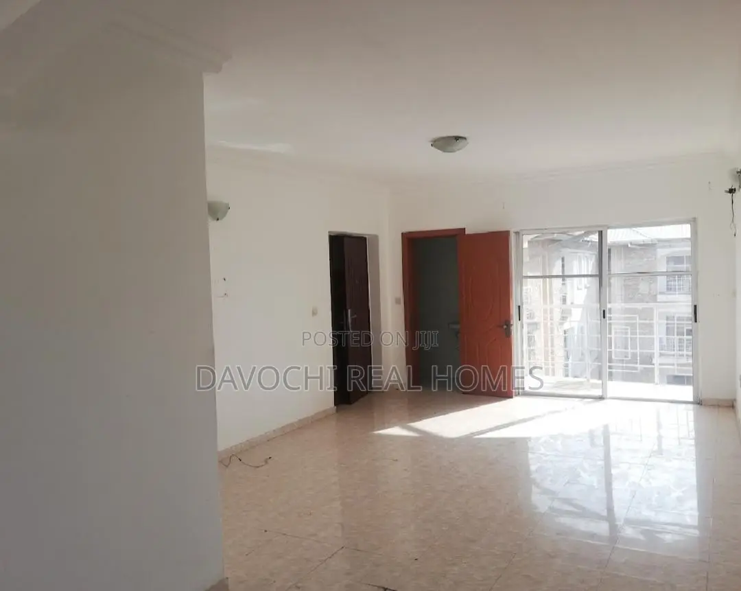 3bdrm Apartment in Ikota for rent in Ikota