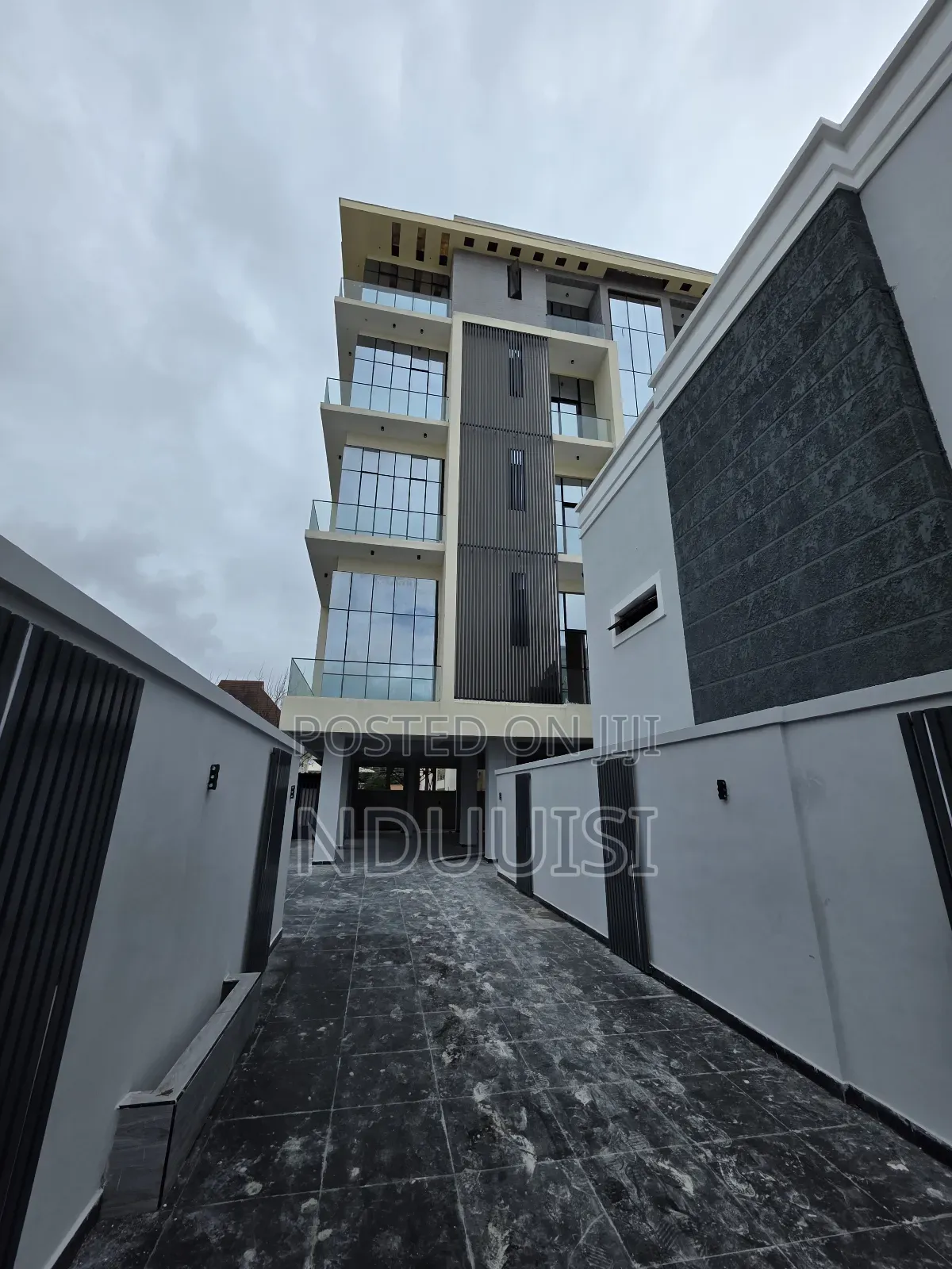 3bdrm Apartment in Lekki Phase 1 for sale in Lekki Phase 1