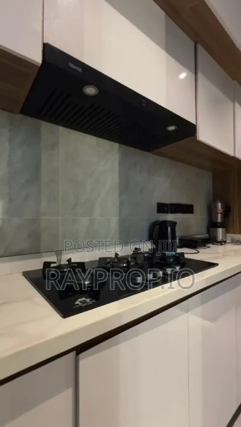 638999qs - 2 Bedroom Shortlet in Ikata Lekki in Ikate