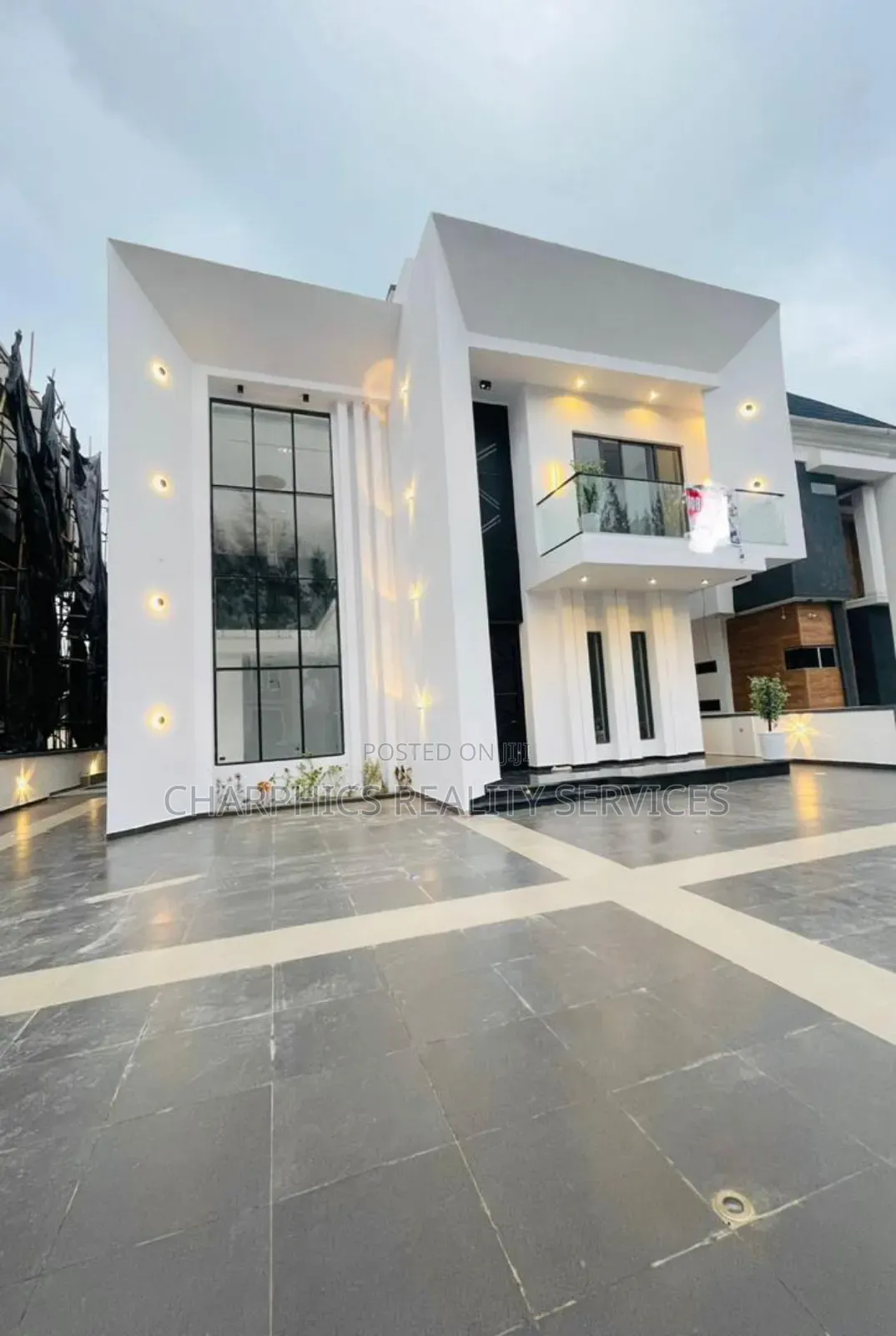 5bdrm Duplex in Lekki for sale in Lekki