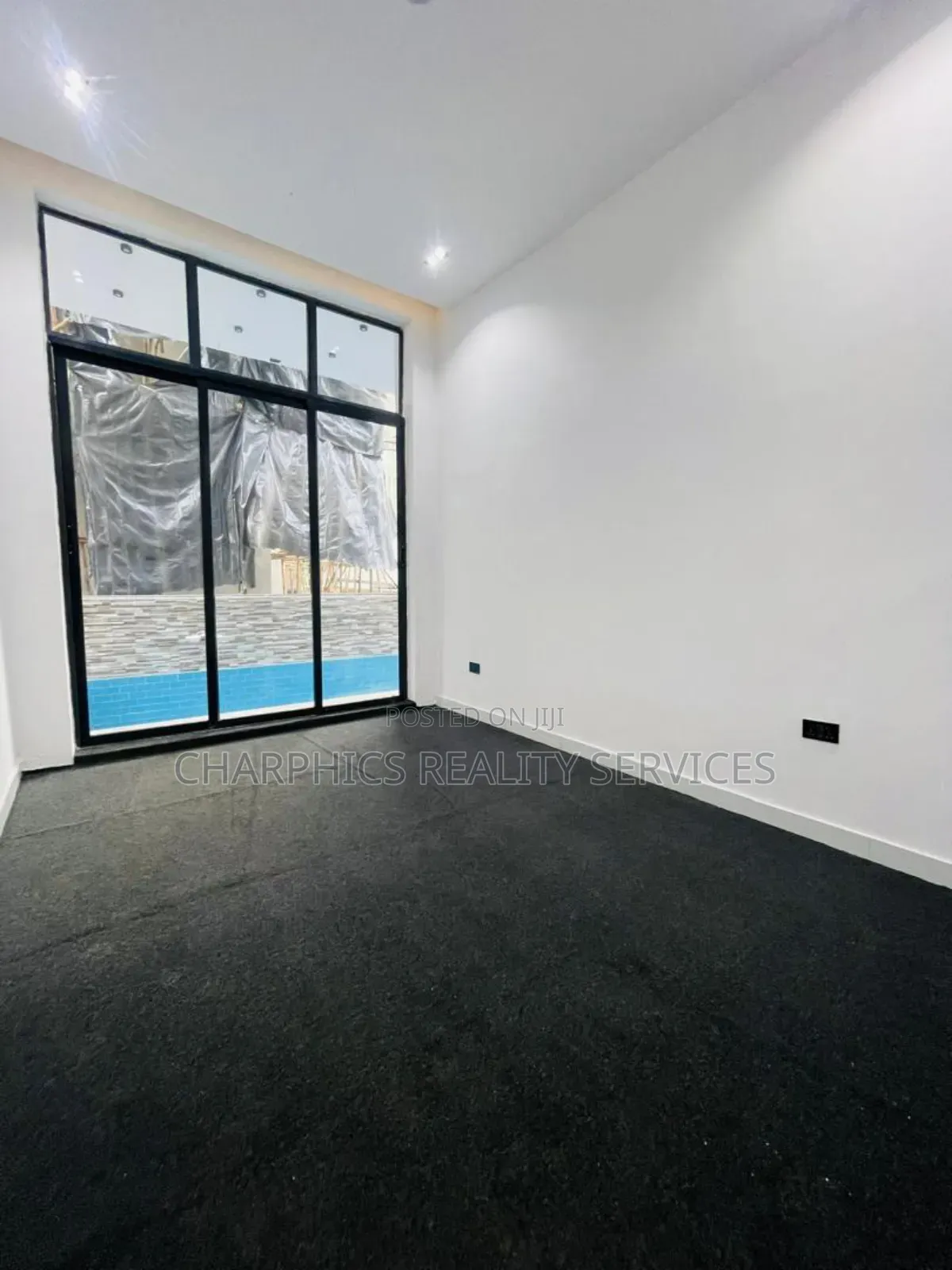 5bdrm Duplex in Lekki for sale in Lekki